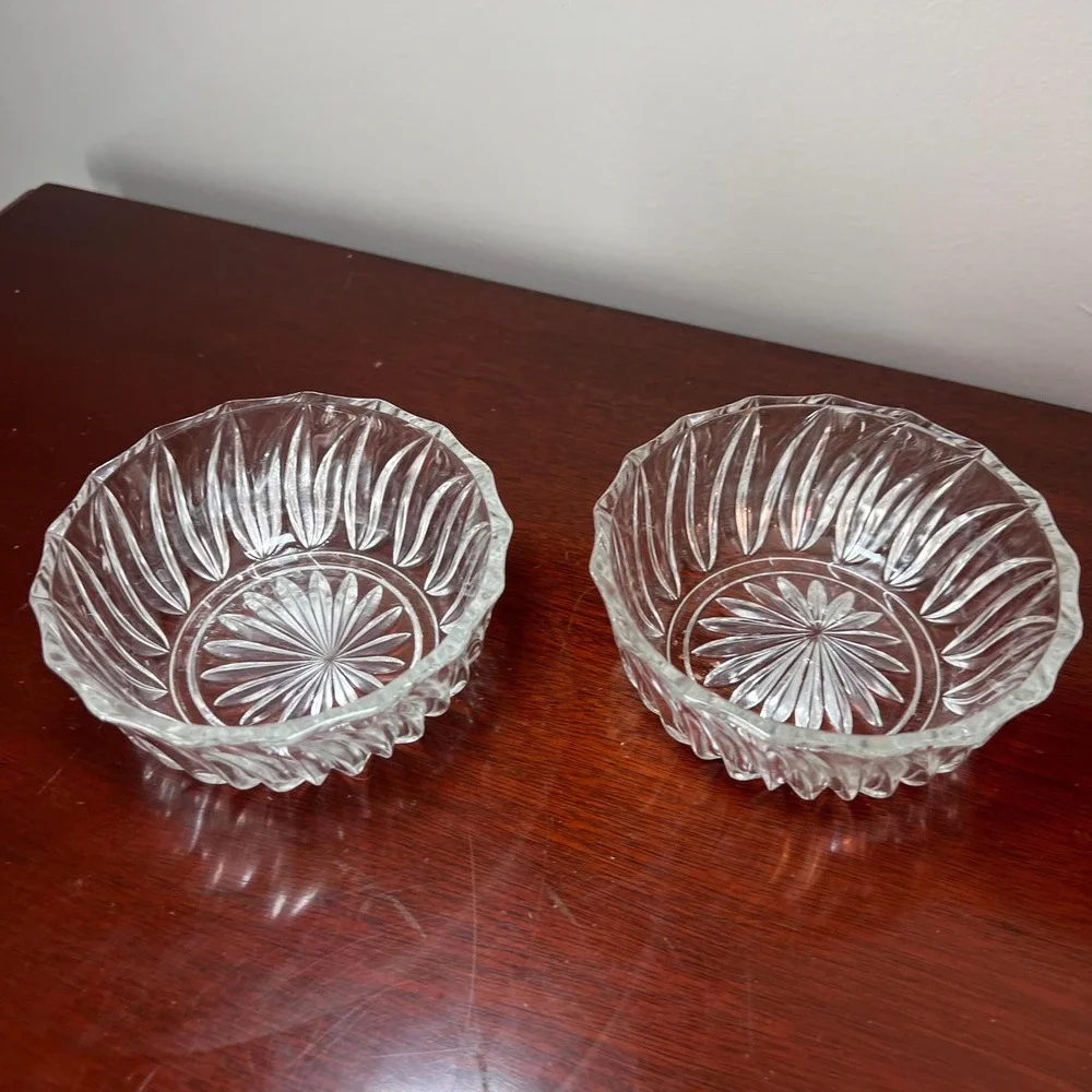 Vintage Clear Glass Berry Bowls Set of 2 Pressed Glass Dessert Bowls Starburst